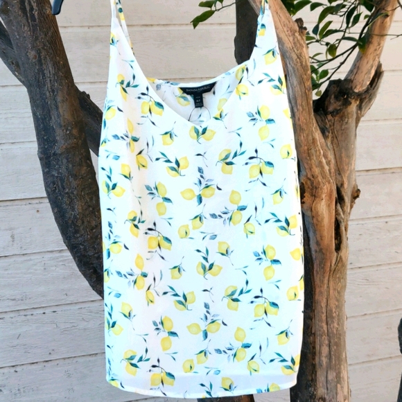 Banana republic petite V-Neck classic camisole - Picture 4 of 6